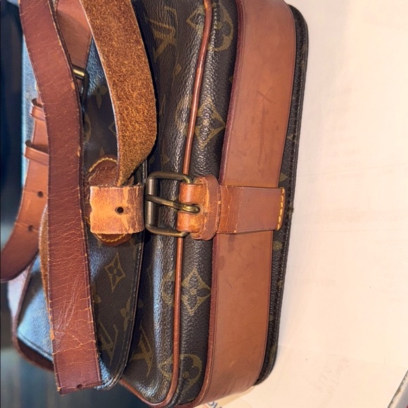 Louis Vuitton Brown Monogram Men's Bag - Picture 6 of 9